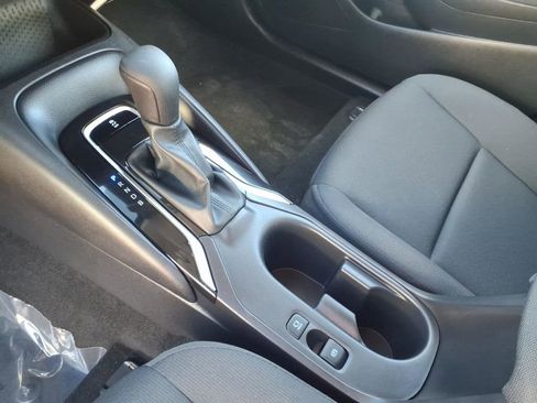 Certified 2025 Toyota Corolla LE image 18