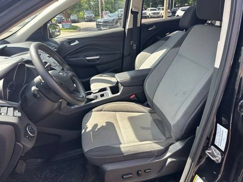 Used 2017 Ford Escape SE AWD/4WD image 11
