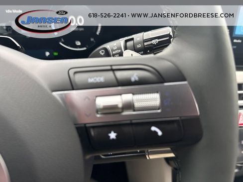 Used 2025 Hyundai Tucson Limited image 17