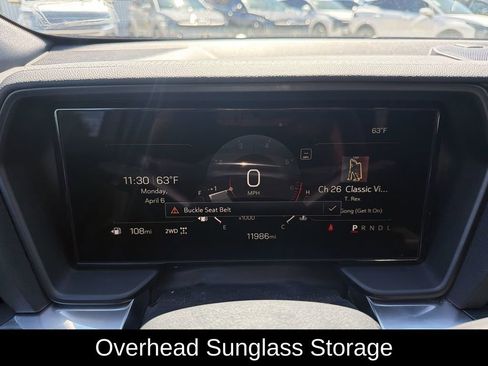 Used 2025 GMC Terrain Elevation w/ Elevation Premium Package AWD/4WD image 11