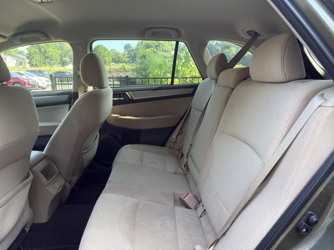 Used 2019 Subaru Outback 2.5i Premium AWD/4WD image 13