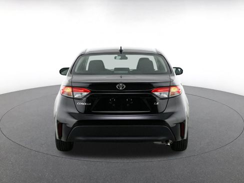 Used 2025 Toyota Corolla LE FWD image 8