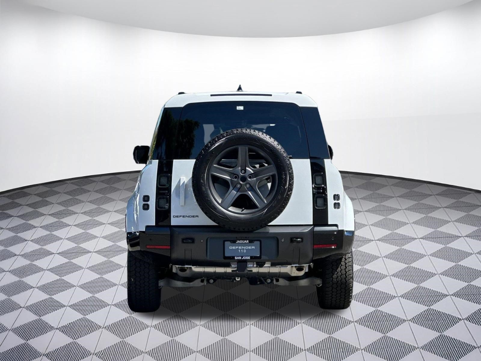 New 2026 Land Rover Defender 110 X-Dynamic SE AWD/4WD image 23