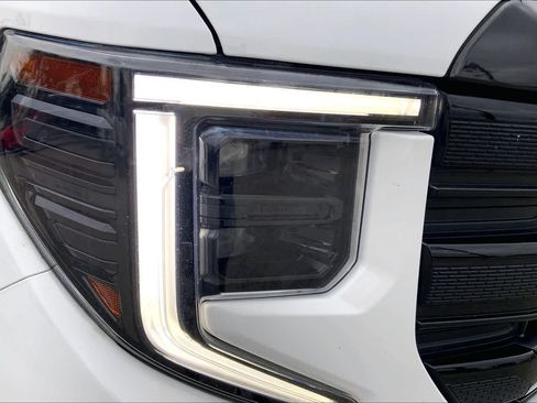 Used 2024 GMC Sierra 1500 Elevation RWD image 27