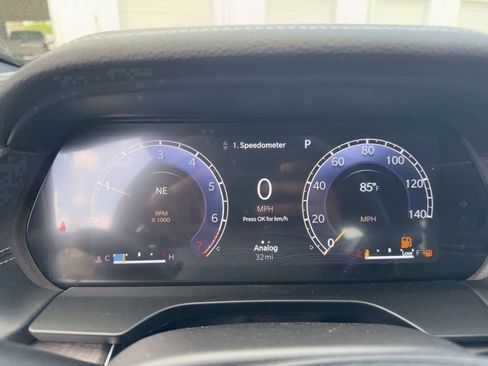 New 2025 Jeep Grand Cherokee L Limited w/ Luxury Tech Group II RWD image 20