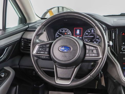 Used 2024 Subaru Outback Premium AWD/4WD image 12