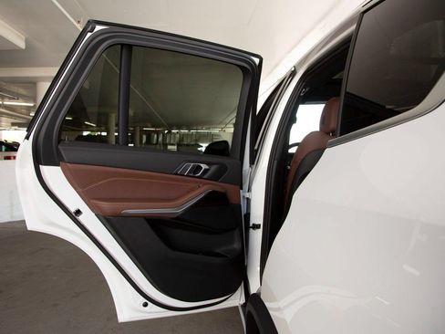 Used 2026 BMW X5 sDrive40i w/ Parking Assistance Package RWD image 18