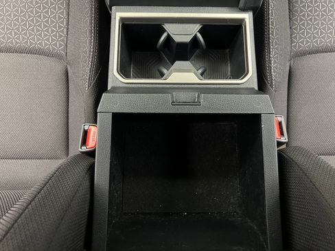 Used 2025 Toyota 4Runner SR5 AWD/4WD image 44