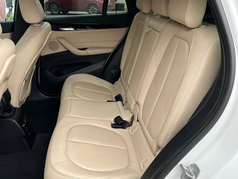 Used 2018 BMW X1 xDrive28i image 7