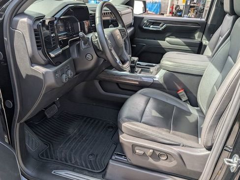 Used 2024 Chevrolet Silverado 1500 LTZ image 7
