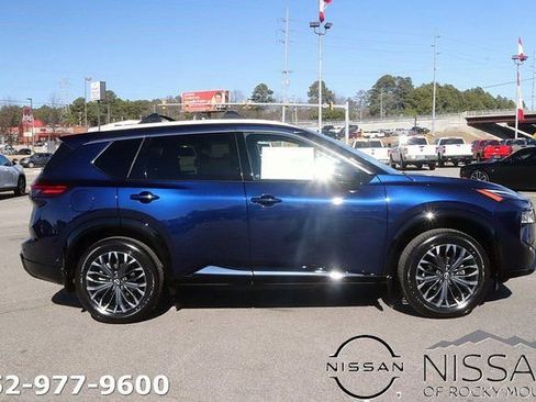 New 2026 Nissan Rogue Platinum w/ Platinum Premium Package AWD/4WD image 4