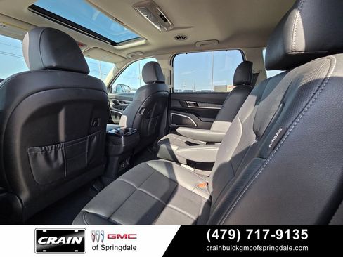 Used 2023 Kia Telluride EX w/ EX Captain's Chair Package FWD image 26