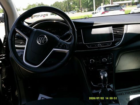 Used 2019 Buick Encore Sport Touring FWD image 17