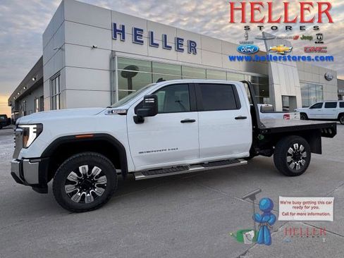 Used 2024 GMC Sierra 2500 Pro w/ Convenience Package image 1