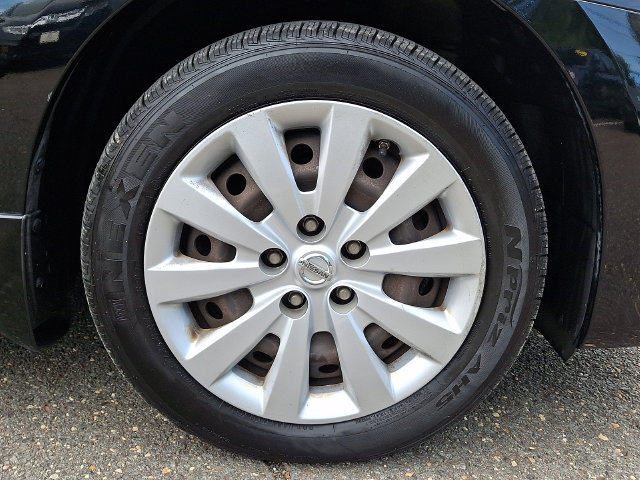 Used 2015 Nissan Sentra SV FWD image 8