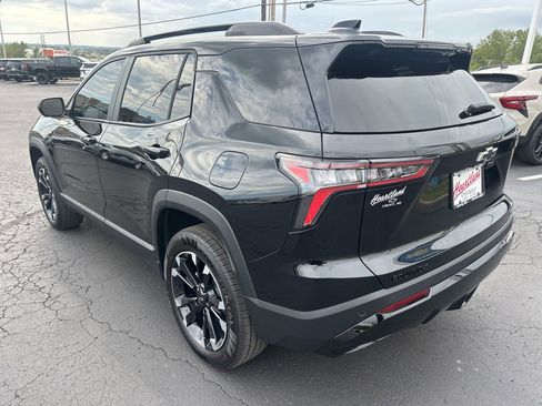 Used 2025 Chevrolet Equinox RS image 8