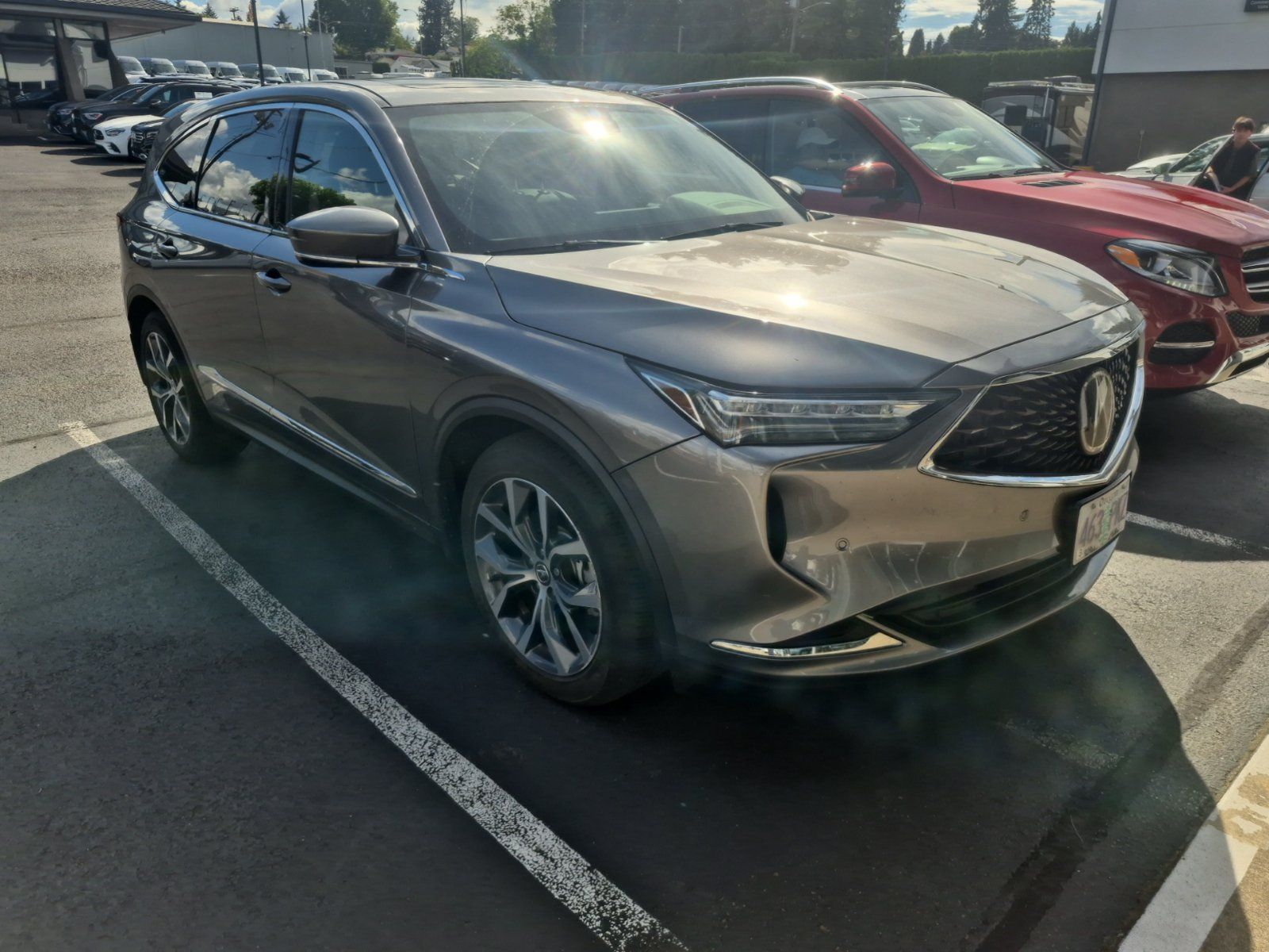 Used 2023 Acura MDX w/ Technology Package AWD/4WD image 4