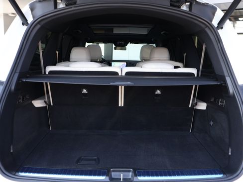 Used 2025 Mercedes-Benz GLS 450 4MATIC image 24