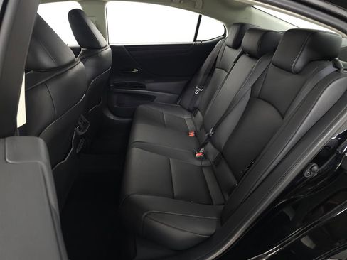 Certified 2025 Lexus ES 350 w/ Premium Package image 17