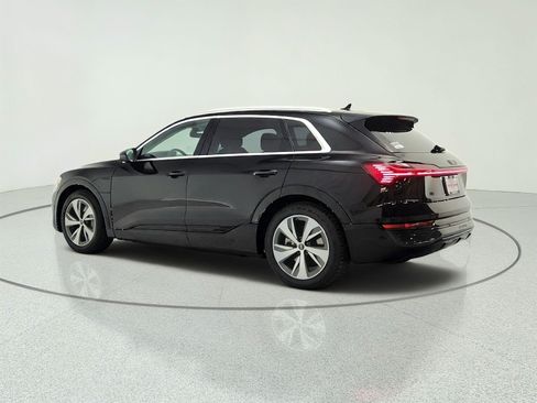 Used 2024 Audi Q8 e-tron Premium Plus AWD/4WD image 7