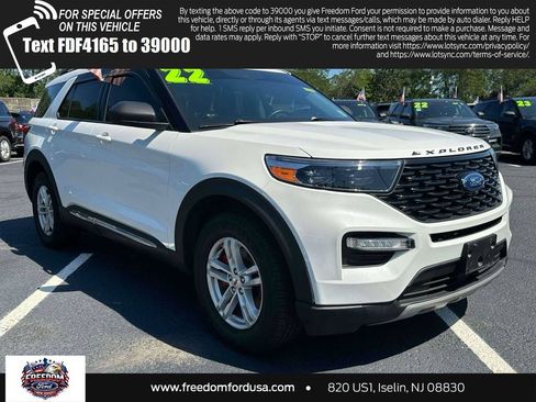 Used 2022 Ford Explorer XLT w/ Equipment Group 202A AWD/4WD image 1