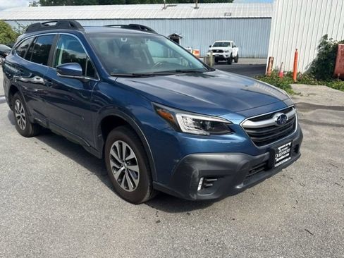 Used 2020 Subaru Outback Premium AWD/4WD image 3