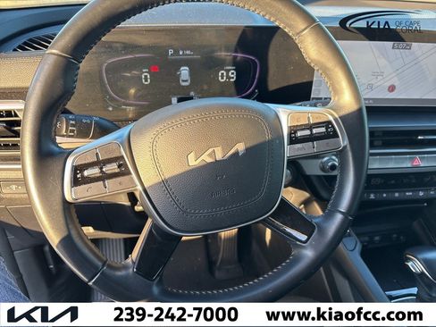 Certified 2023 Kia Telluride S w/ S Sunroof Package image 18