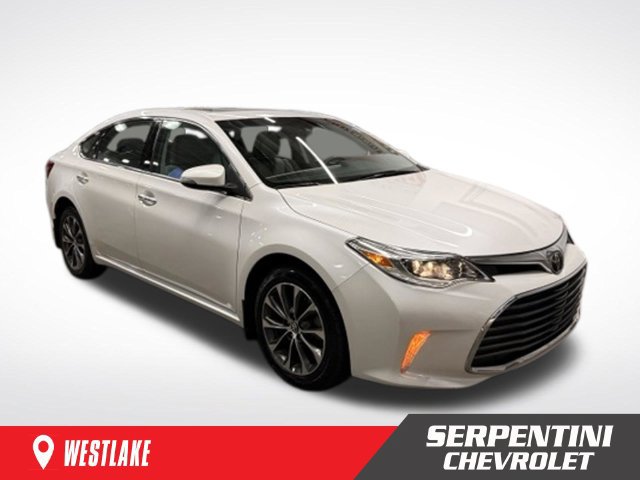 Used 2017 Toyota Avalon XLE Premium w/ Carpet Mat Package FWD image 1