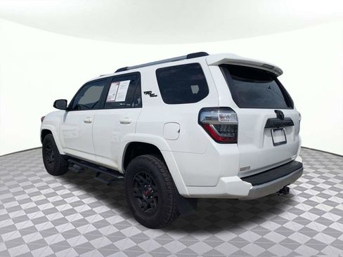 Used 2018 Toyota 4Runner TRD Off-Road Premium AWD/4WD image 5