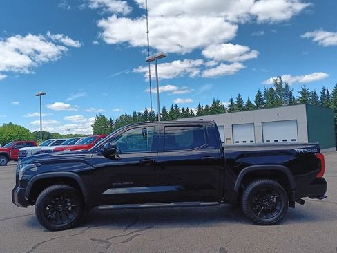 Used 2024 Toyota Tundra Limited w/ TRD Off-Road Package AWD/4WD image 25