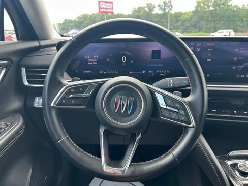Used 2024 Buick Envision Preferred AWD/4WD image 23