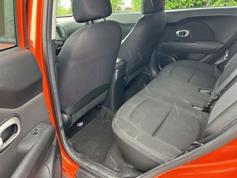 Used 2018 Kia Soul + FWD image 6