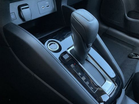 New 2025 Nissan Versa SV w/ Trunk Package image 32