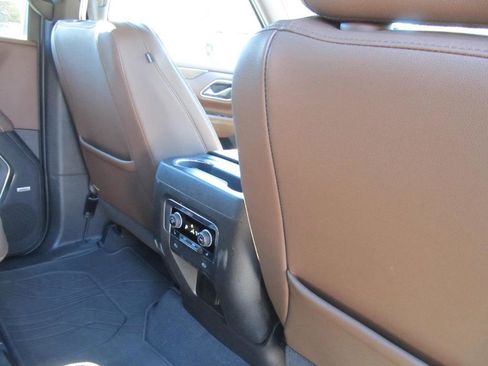 Used 2023 Chevrolet Tahoe High Country image 37