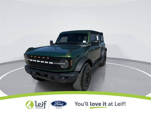Used 2023 Ford Bronco Wildtrak image 8
