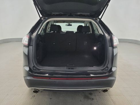 Used 2018 Ford Edge SEL image 29