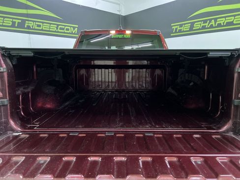 Used 2019 RAM 1500 Laramie AWD/4WD image 29