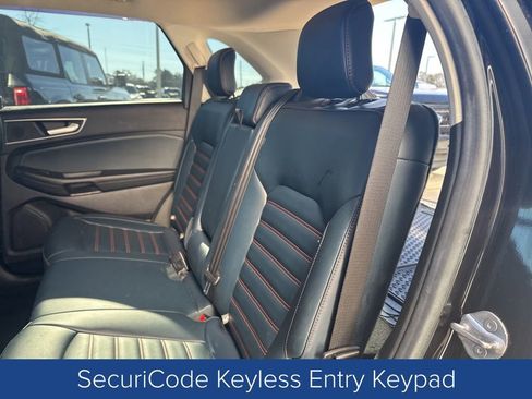 Used 2022 Ford Edge SEL w/ Sport Appearance Package image 25