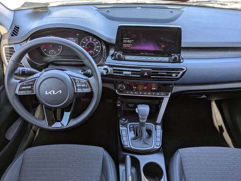 Certified 2023 Kia Seltos S w/ Navigation Package image 18