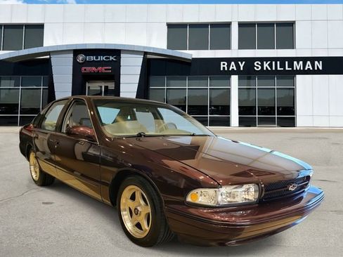 Used 1996 Chevrolet Impala SS image 1
