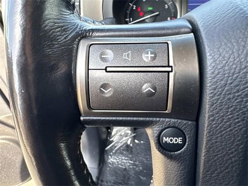 Used 2016 Lexus GX 460 Luxury image 32