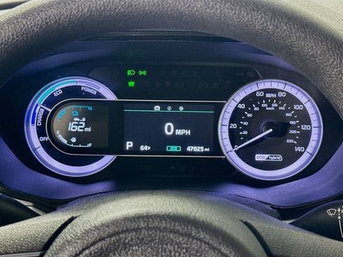 Certified 2021 Kia Niro LX image 12