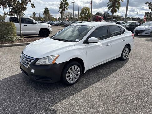 Used 2015 Nissan Sentra S image 8