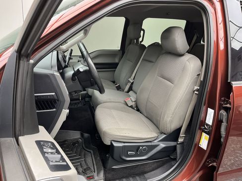 Used 2016 Ford F150 XLT w/ Equipment Group 302A Luxury AWD/4WD image 14