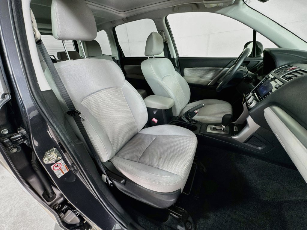 Used 2018 Subaru Forester 2.5i Premium w/ All-Weather Package AWD/4WD image 34