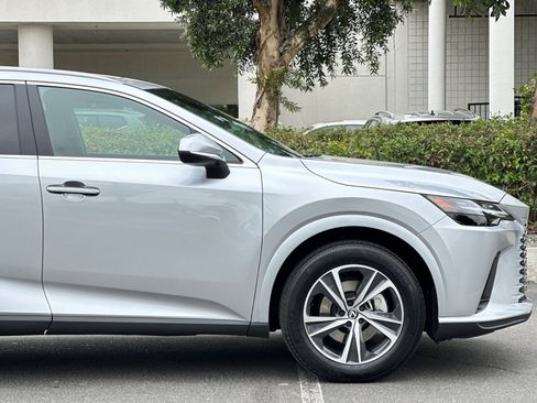 Used 2024 Lexus RX 350 FWD w/ Technology Package image 35