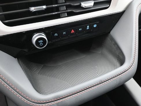 New 2026 Ford Explorer Active RWD image 15