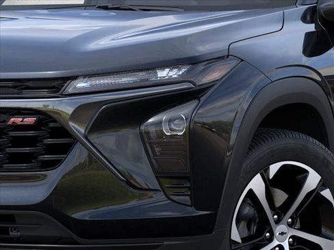 New 2026 Chevrolet Trax RS FWD image 10