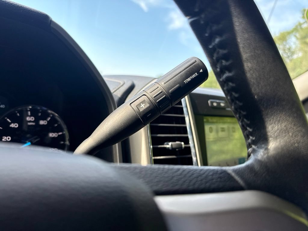 Used 2018 Ford F250 Lariat w/ Snow Plow Prep Package AWD/4WD image 18