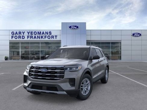 New 2026 Ford Explorer Active image 2